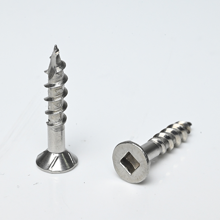 Cuadrado de cabeza plana SUS304 con tornillo para aglomerado de 4 nervaduras ST4.5-9*31