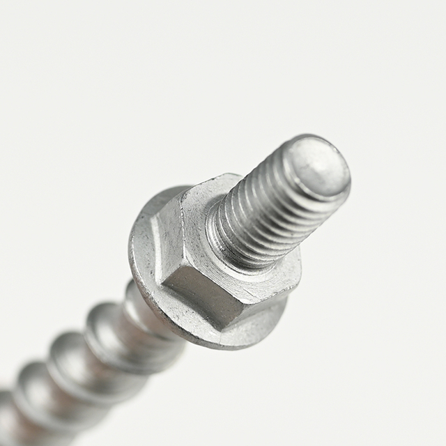 Anclaje de tornillo concreto M8-7.7*70 de la suspensión del reborde del hex. SUS410